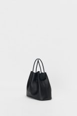 画像2: hender Scheme (エンダースキーマ) bucket bag [3-colors] (2)
