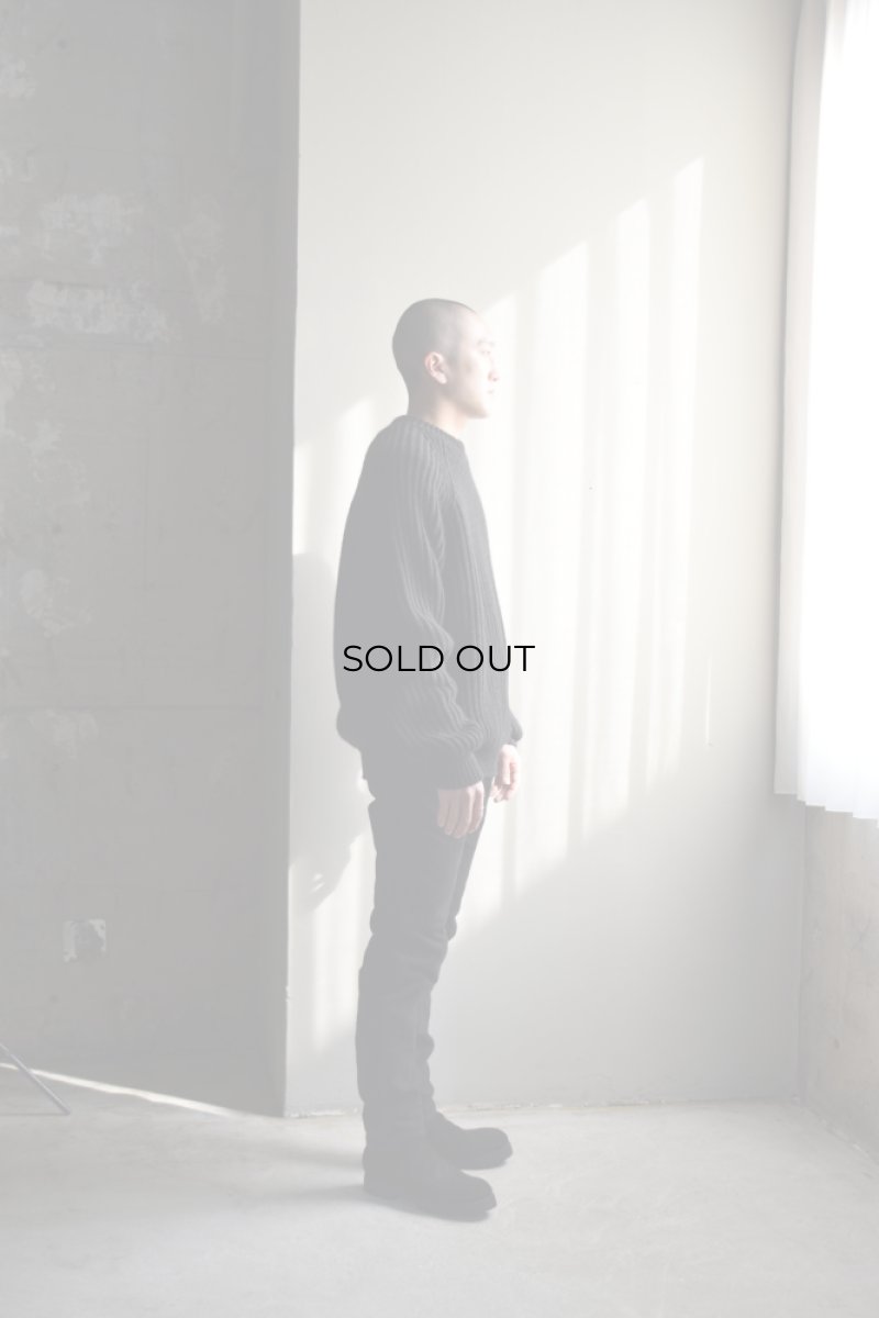 身長175cm、体重62kgの体型でサイズ3の着用例