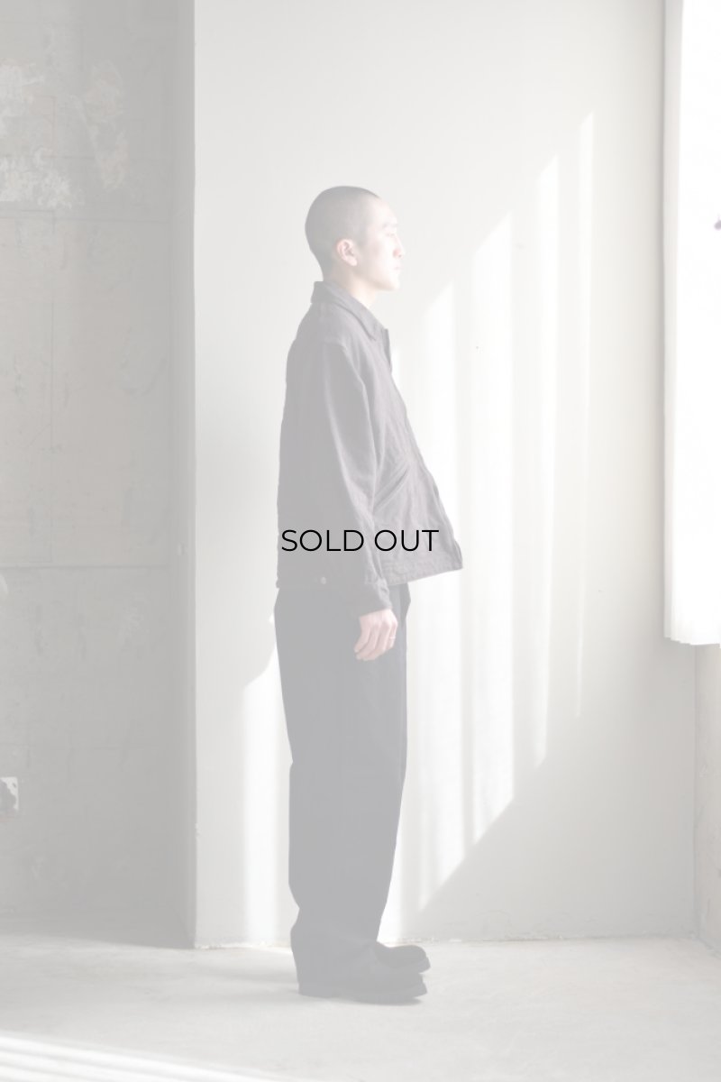 身長175cm、体重62kgの体型でサイズ2の着用例