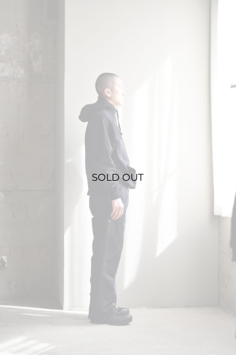 身長175cm体重62kgの体型でサイズ3の着用例