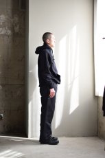 身長175cm体重62kgの体型でサイズ3の着用例