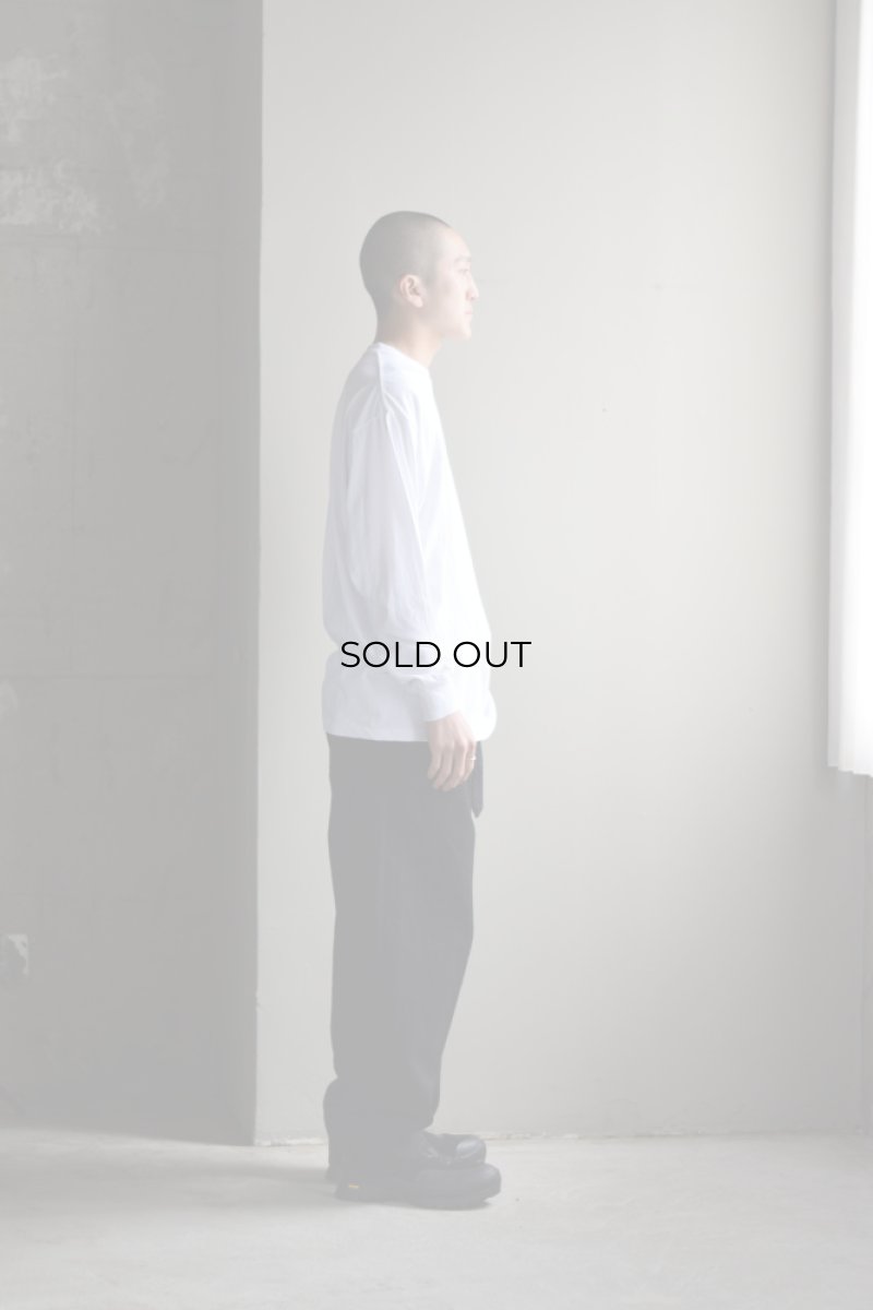 身長175cm、体重62kgの体型でサイズ4の着用例