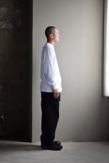 身長175cm、体重62kgの体型でサイズ4の着用例