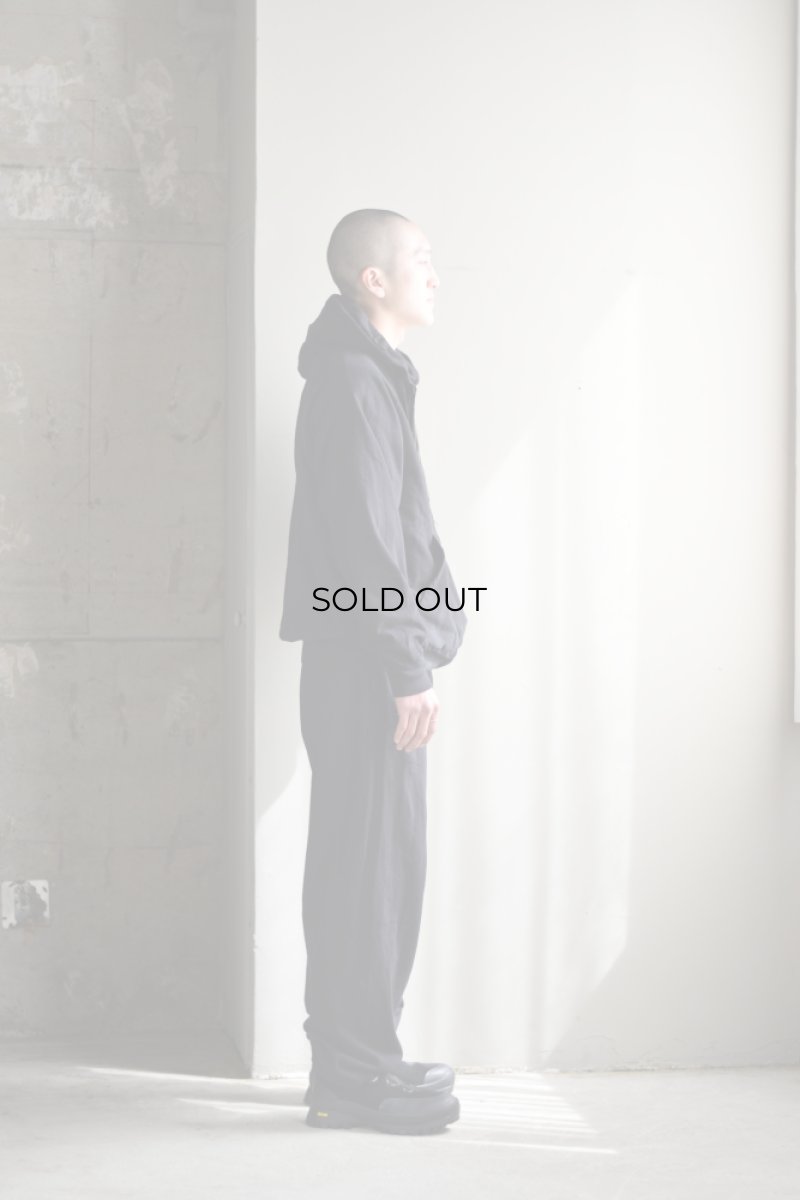 身長175cm、体重62kgの体型でサイズ3の着用例