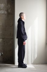 身長175cm、体重62kgの体型でサイズ3の着用例