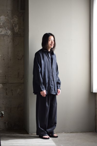 画像1: MARKAWARE (マーカウェア) Organic Cotton Voile Yarn Twill Triple Pleated Easy Trousers [BLACK]