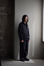 身長176cm体重60kgの体型でサイズ2の着用例