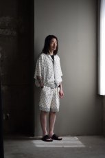 身長176cm、体重60kgの体型でサイズ38の着用例