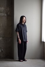 身長176cm、体重60kgの体型でサイズ2の着用例