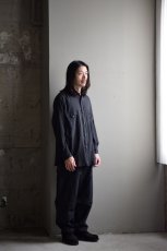 身長176cm、体重60kgの体型でサイズ2の着用例