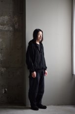 身長176cm、体重60kgの体型でサイズ3の着用例