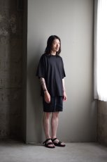 身長176cm、体重60kgの体型でサイズ2の着用例