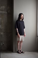 身長176cm、体重60kgの体型でサイズ2の着用例