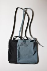 画像1: ERA. (イーラ) TAS US HELMET BAG HALF [2-colors] (1)