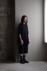 身長176cm、体重60kgの体型でサイズ3の着用例