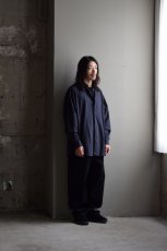 身長176cm、体重60kgの体型でサイズ5の着用例