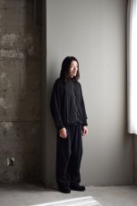 身長176cm、体重60kgの体型でサイズ2の着用例