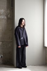 身長176cm、体重60kgの体型でサイズ38の着用例