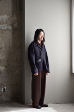 身長176cm、体重60kgの体型でサイズ38の着用例