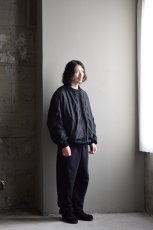 身長176cm、体重60kgの体型でサイズ2の着用例