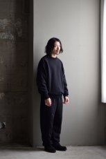 身長176cm、体重60kgの体型でサイズ4の着用例