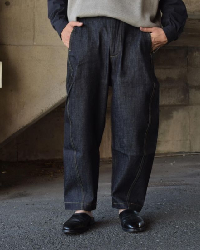 DENIM ROUND LEG PANT