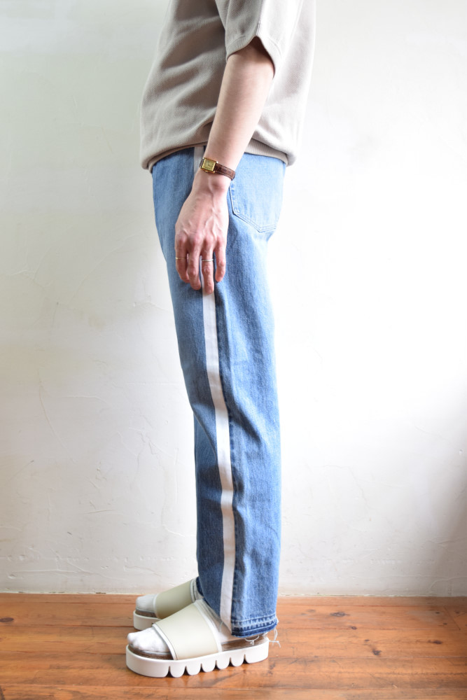 MORE SALE】UNUSED (アンユーズド) 13.5oz side print denim pants 