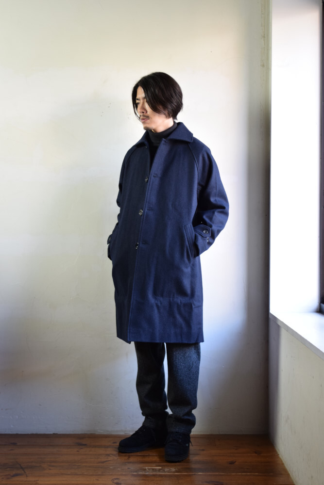 【定価85,800円】アーペントル　UTILE WOOL MELTON ネイビー