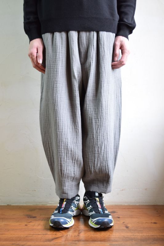 SALE】m's braque (エムズ ブラック) HARLEM PANTS [GREY ダブルガーゼ