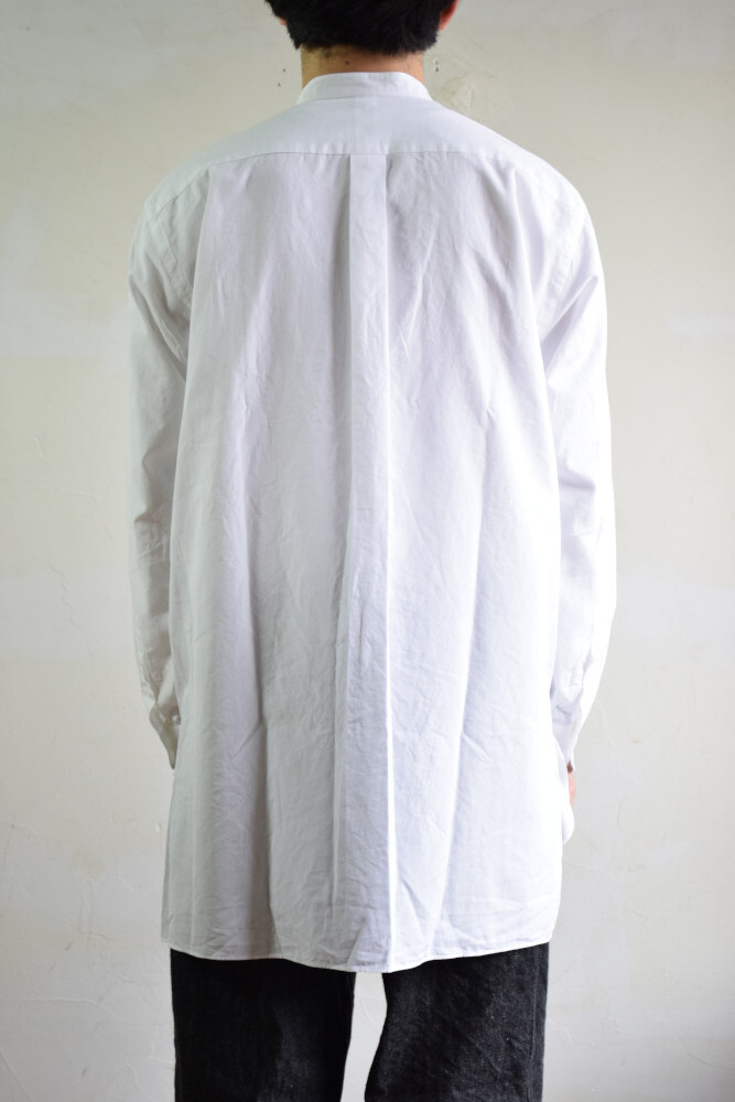 COMOLI (コモリ) バンドカラーシャツ [WHITE]