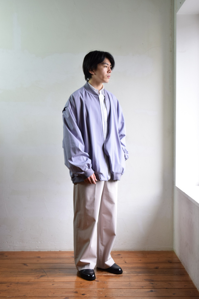 uru zip up blouson