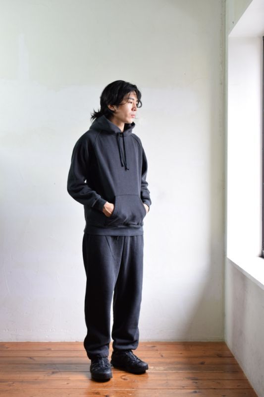 カラーブラックCOMOLIコットン吊裏毛パンツ21SS BLACK2  美品