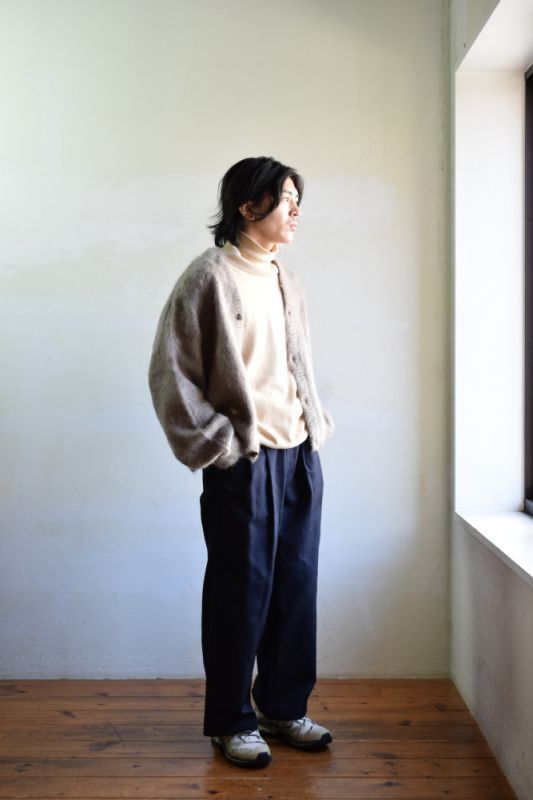SALE】URU (ウル) COTTON KARSEY 2 TUCK PANTS [D.NAVY]