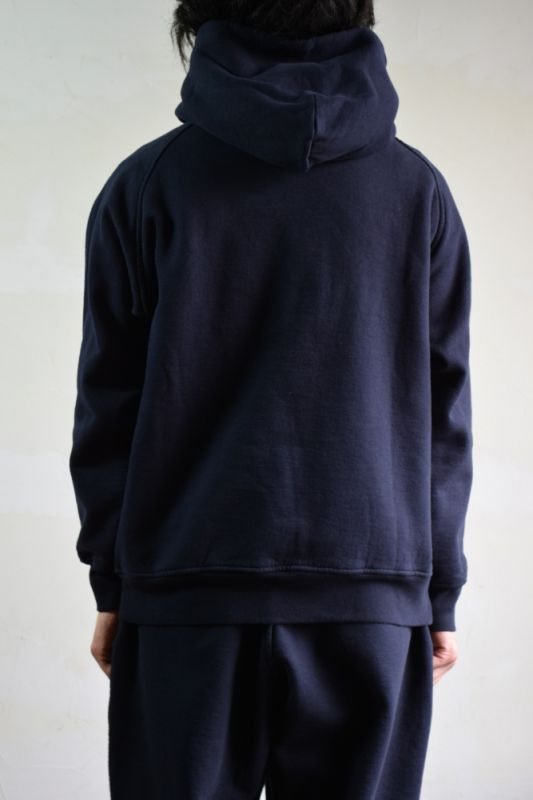 COMOLI (コモリ) コットン吊裏毛 パーカ [NAVY]