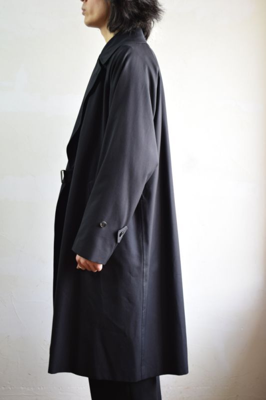COMOLI (コモリ) コットンギャバ タイロッケンコート [BLACK]