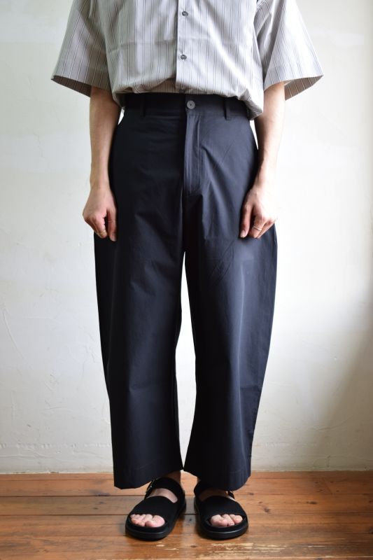 STUDIO NICHOLSON (スタジオニコルソン)Powder Cotton WIDE CROP PANT