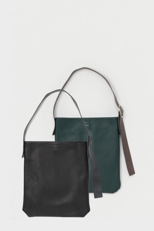 画像1: hender scheme (エンダースキーマ) one side belt bag [2-colors] (1)