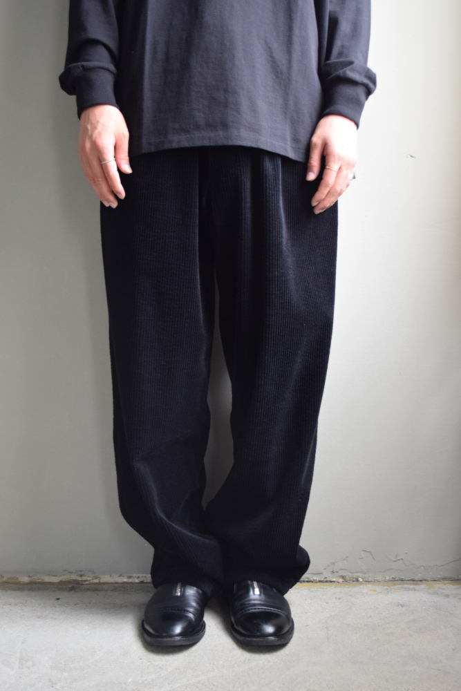 コモリ　COMOLI 24AW コーデュロイドローストリングパンツ　サイズ2 COMOLI (コモリ) コーデュロイ ドローストリングパンツ